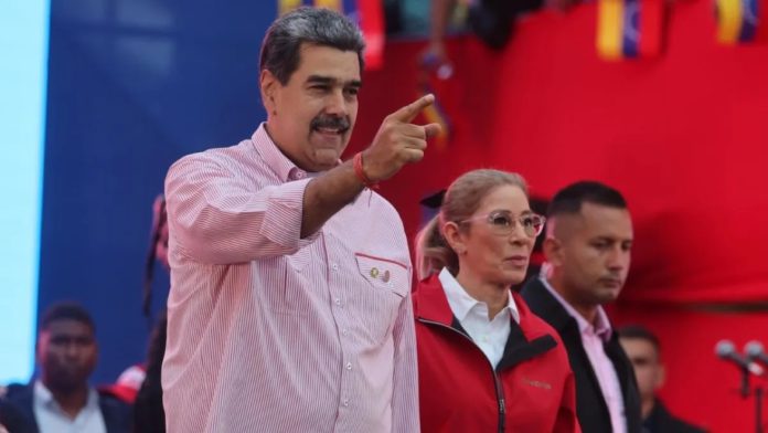 nicolas-maduro-cilia-flores