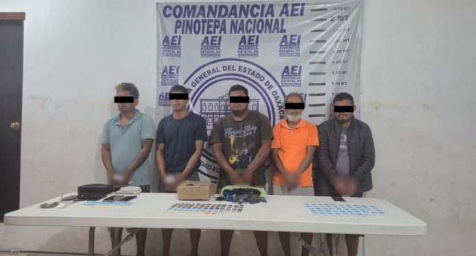 FOTO RECTANGULAR DETENIDOS - 1