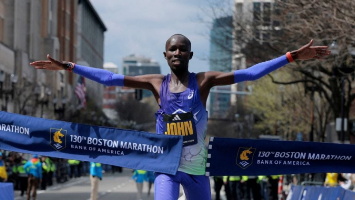 Korir, al cruzar la meta. Korir, al cruzar la meta. Créditos: Reuters